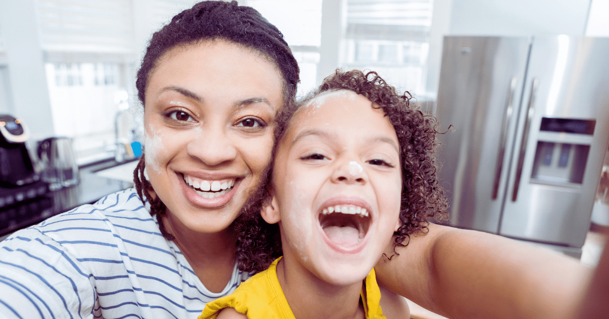 how-to-be-a-happy-stay-at-home-mom-featured-image