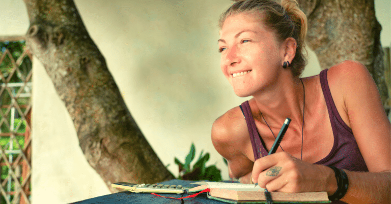 10 Amazing Gratitude Journaling Prompts for Recovering Addicts
