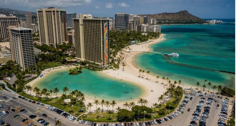 8 Hilton Hawaiian Village Towers for the Ultimate Family Resort