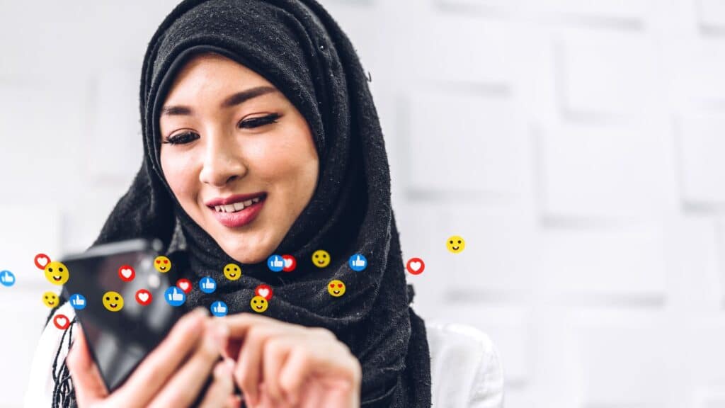 Beautiful Muslim social media validation
