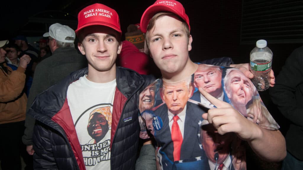 Trumpers Trump fan idiots