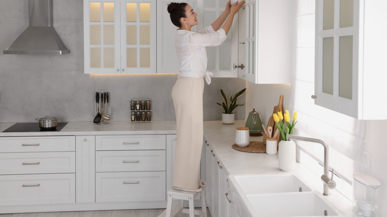 short woman step stool kitchen